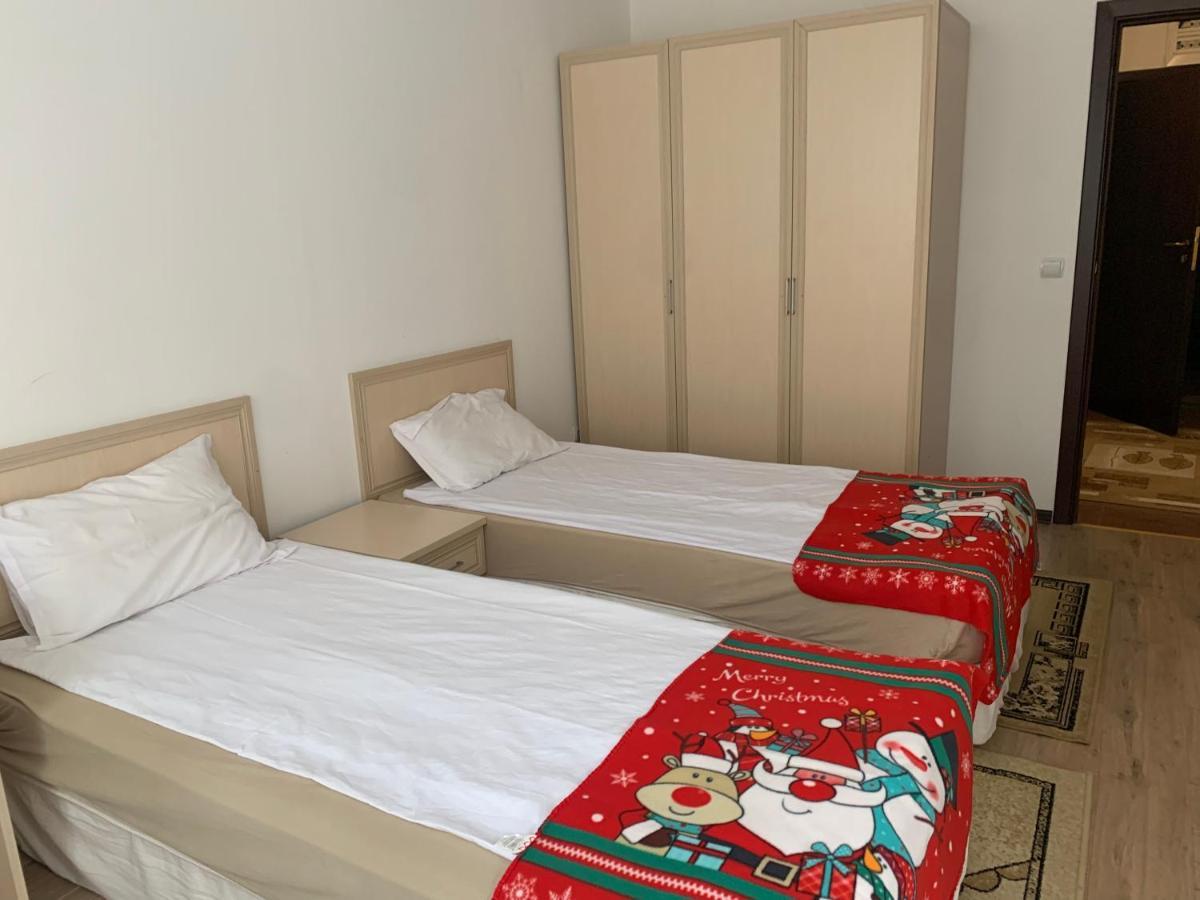 Stenata Huge Ski To Door Apartment ปอมโปโรโว ภายนอก รูปภาพ