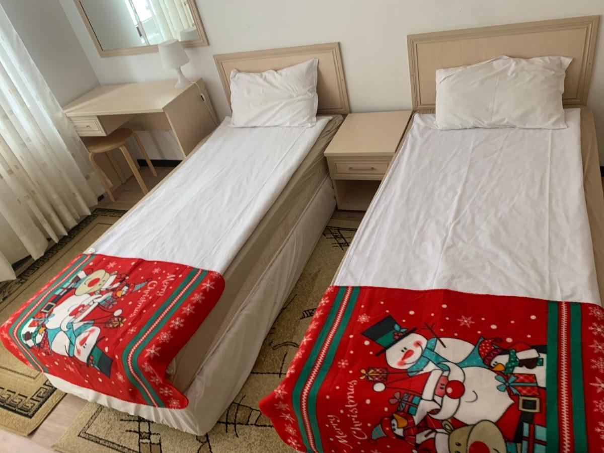 Stenata Huge Ski To Door Apartment ปอมโปโรโว ภายนอก รูปภาพ