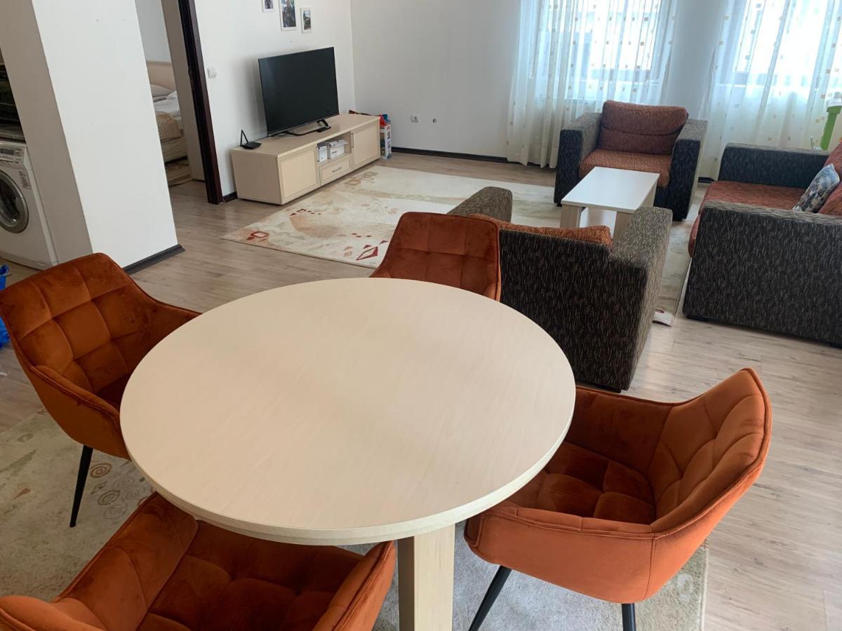 Stenata Huge Ski To Door Apartment ปอมโปโรโว ภายนอก รูปภาพ