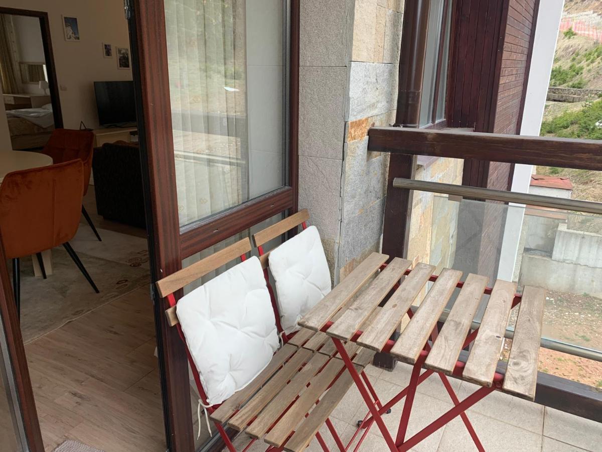 Stenata Huge Ski To Door Apartment ปอมโปโรโว ภายนอก รูปภาพ
